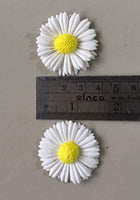 50 piezas decoradas en Tailandia. Daisy - Mini flores de papel de morera de 2 capas para manualidades, álbumes de recortes, tarjetas de boda, accesorios, adornos, tamaño 1.2 in - Arteztik
