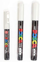 Uni POSCA Blanco = 3 tamaños de punto diferentes por paquete: PC-1M (0.028 in), 3M (0,9 ~ 0.051 in), 5M (1,8 ~ 0.098 in) - Arteztik
