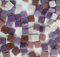 Mosaiko Green Mix 10.58 oz (10.5 onzas) - Azulejos de cristal de mosaico para manualidades, piezas cuadradas manchadas de primera calidad, 0.4 in x 0.4 in, perfecto para decoración del hogar, manualidades de bricolaje, arte de píxeles, juegos infantiles, - Arteztik
