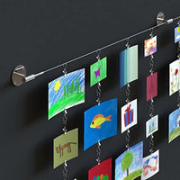 Exhibidor colgante para pared con cable de acero y barra, organizador para proyectos de arte de niños y artesanías, con clips - Arteztik
