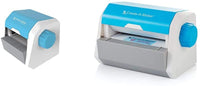 Xyron Create-A-Sticker, fabricante de pegatinas, Mini, incluye cartucho adhesivo permanente (XRN250-CFTEN) y recambio adhesivo reposicionable para Create-A-Sticker, 5" x 18', cartucho de recarga (AT1506-18) - Arteztik
