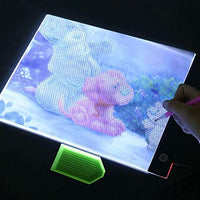 Almohadilla de luz LED A4 con cable USB, cargador de pared USB, soporte de soporte, bolsa de fieltro de poliéster y clip de almohadilla negra para manualidades, pintura de diamante, regalo perfecto de Navidad - Arteztik
