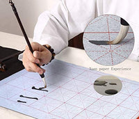 Ellkee - Papel de agua de tela mágica china reutilizable con 1 cepillo de bambú y 1 envoltorio para bolígrafos, juego de caligrafía china práctica para principiantes, escritura gruesa con desplazamiento (4 artículos) - Arteztik

