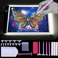 Caja de luz LED portátil ultradelgada A4 con cable de alimentación USB, intensidad regulable, para trazar manualidades, caja de luz con herramienta de pintura de diamantes 5D (141 piezas) - Arteztik
