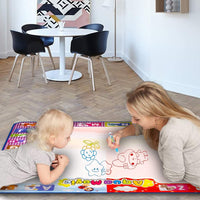 Kizzyea - Alfombrilla para dibujo de agua, juguetes para niños, tamaño grande, para niños y adolescentes, para tabla de pintura, colores neón, regalos para niñas de 2 a 3 años y 5 años de edad, 30.0 x 30.0 in, 4 bolígrafos, folleto de dibujo incluido - Arteztik
