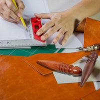 2 piezas de madera de sándalo para artesanía con bordes de chaflán, pulidora de bordes de madera maciza, cortador de madera de cuero, herramienta de bordes para herramientas de cuero (rojo, negro) - Arteztik
