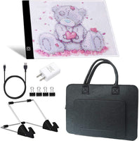 Almohadilla de luz LED A4 con cable USB, cargador de pared USB, soporte de soporte, bolsa de fieltro de poliéster y clip de almohadilla negra para manualidades, pintura de diamante, regalo perfecto de Navidad - Arteztik
