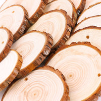 Fuyit - Juego de 30 rebanadas de madera natural para manualidades (2,4 a 2,8 pulgadas), diseño de círculos de madera sin terminar con agujero - Arteztik
